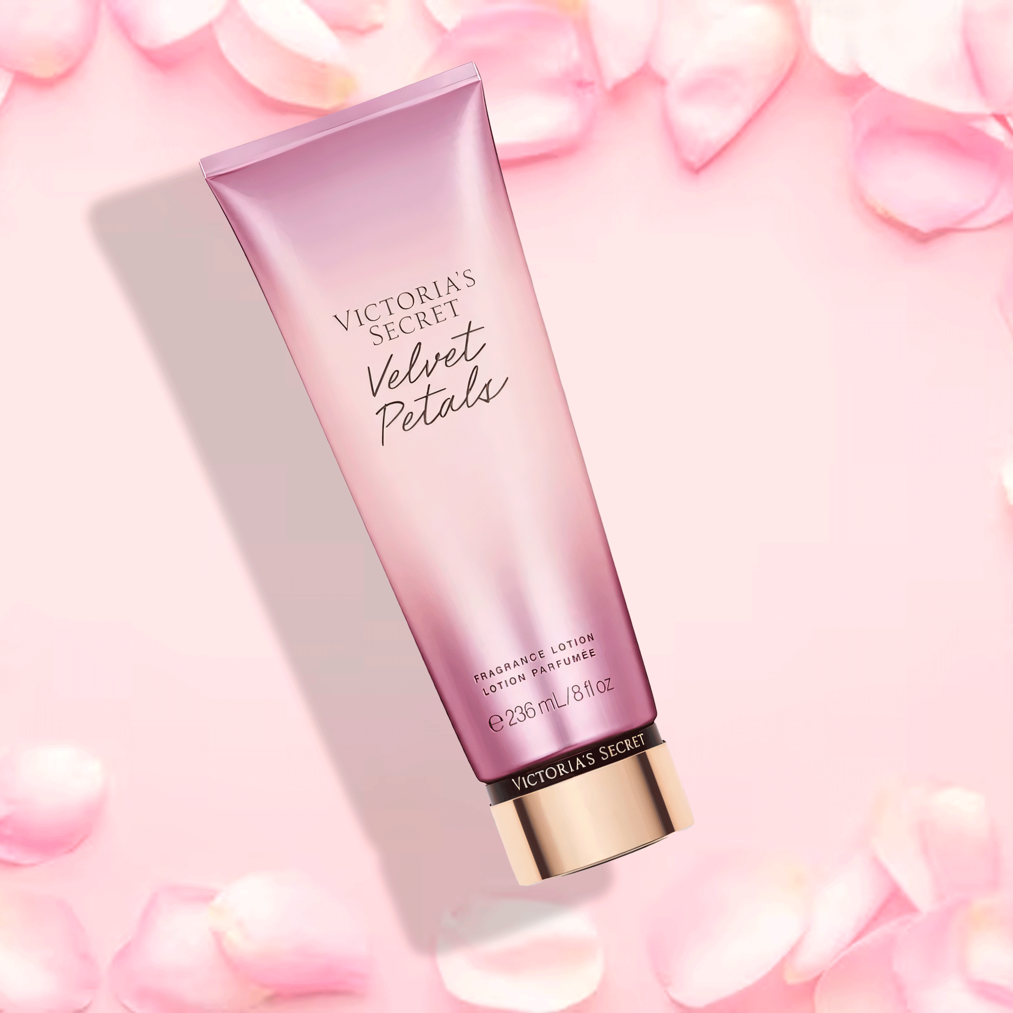 Victoria's Secret Velvet Petals - Body Lotion 236ml - D'Or Victoria's Secret Velvet Petals - Body Lotion 236ml - D'Or